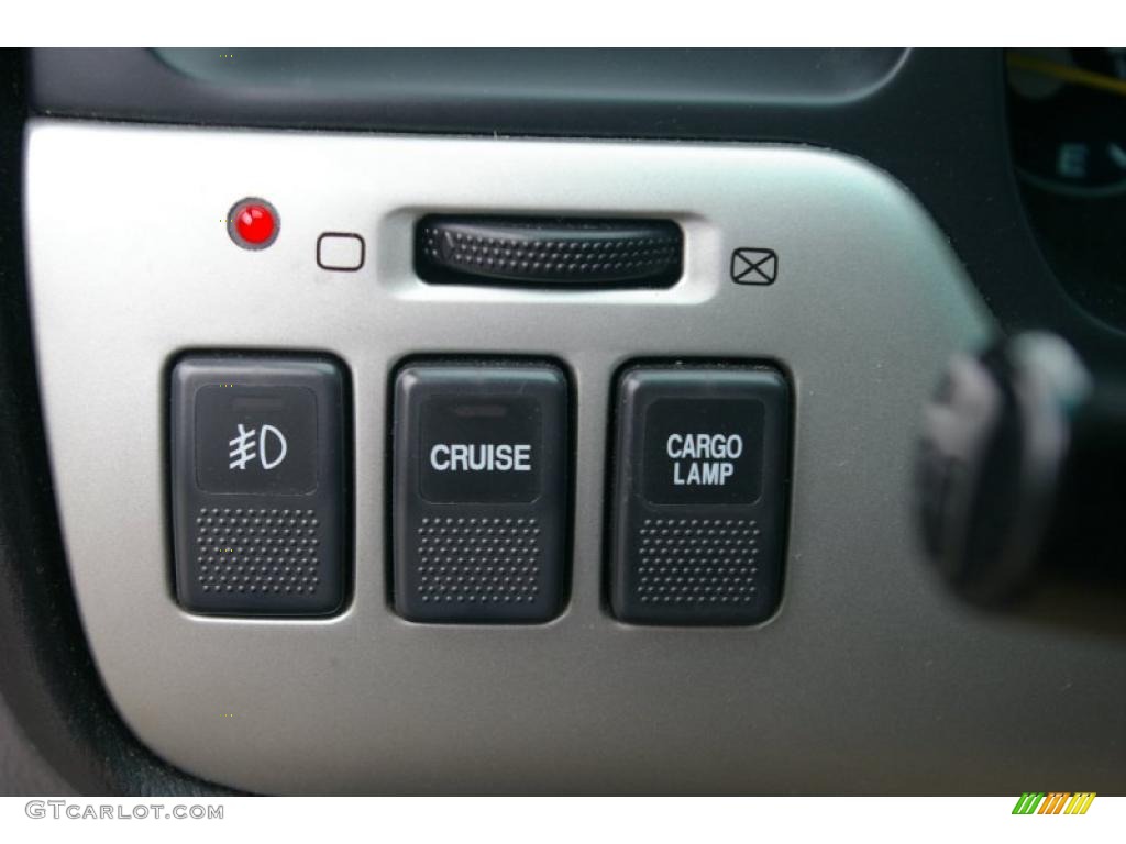 2003 Baja  - Black Granite Pearl / Gray photo #11