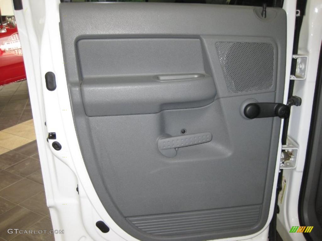 2006 Ram 1500 SLT Quad Cab 4x4 - Bright White / Medium Slate Gray photo #14