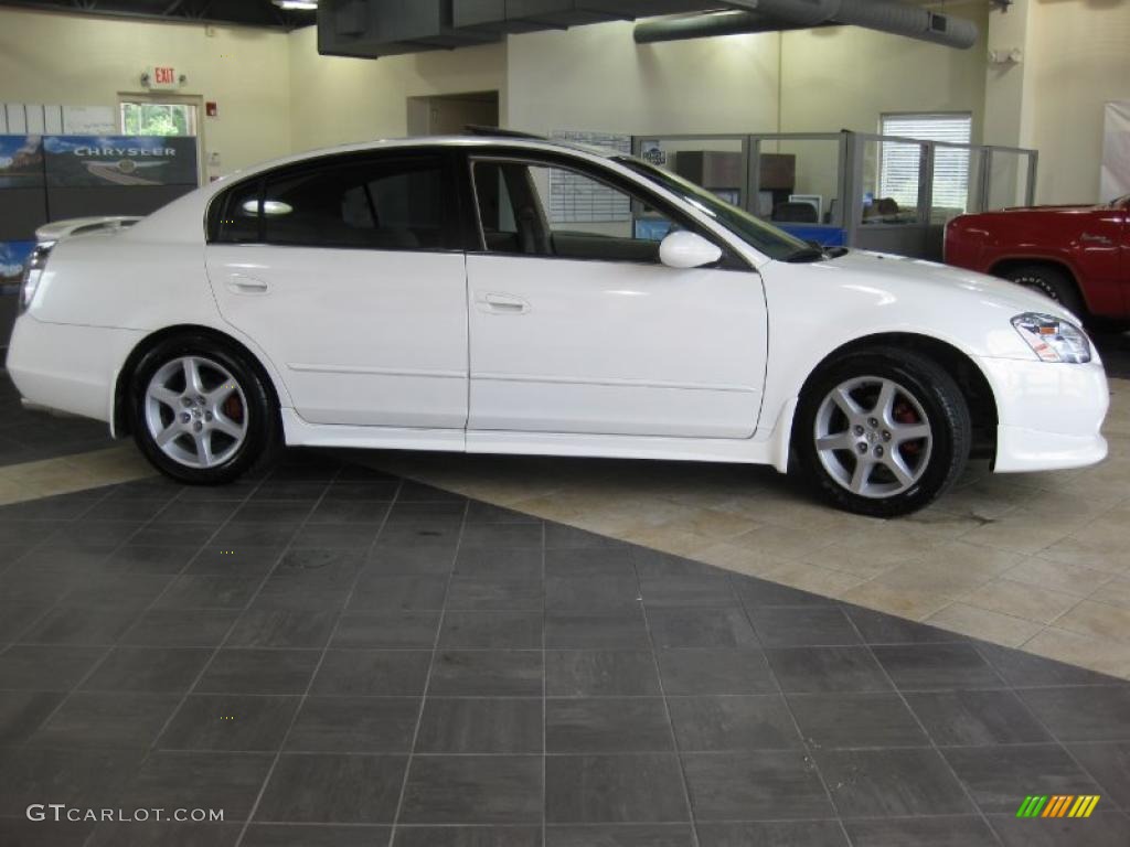 2002 Altima 3.5 SE - Satin White / Blond Beige photo #6
