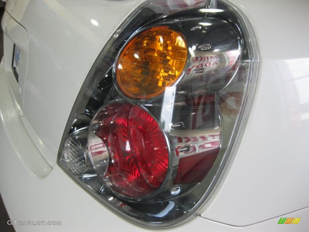 2002 Altima 3.5 SE - Satin White / Blond Beige photo #7