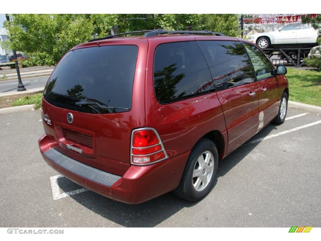 2004 Monterey Luxury - Matador Red Metallic / Pebble photo #4