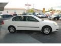 White - Malibu Sedan Photo No. 3