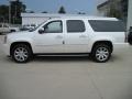 2010 White Diamond Tricoat GMC Yukon XL Denali  photo #3