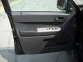 Black - Escape XLT V6 4WD Photo No. 6