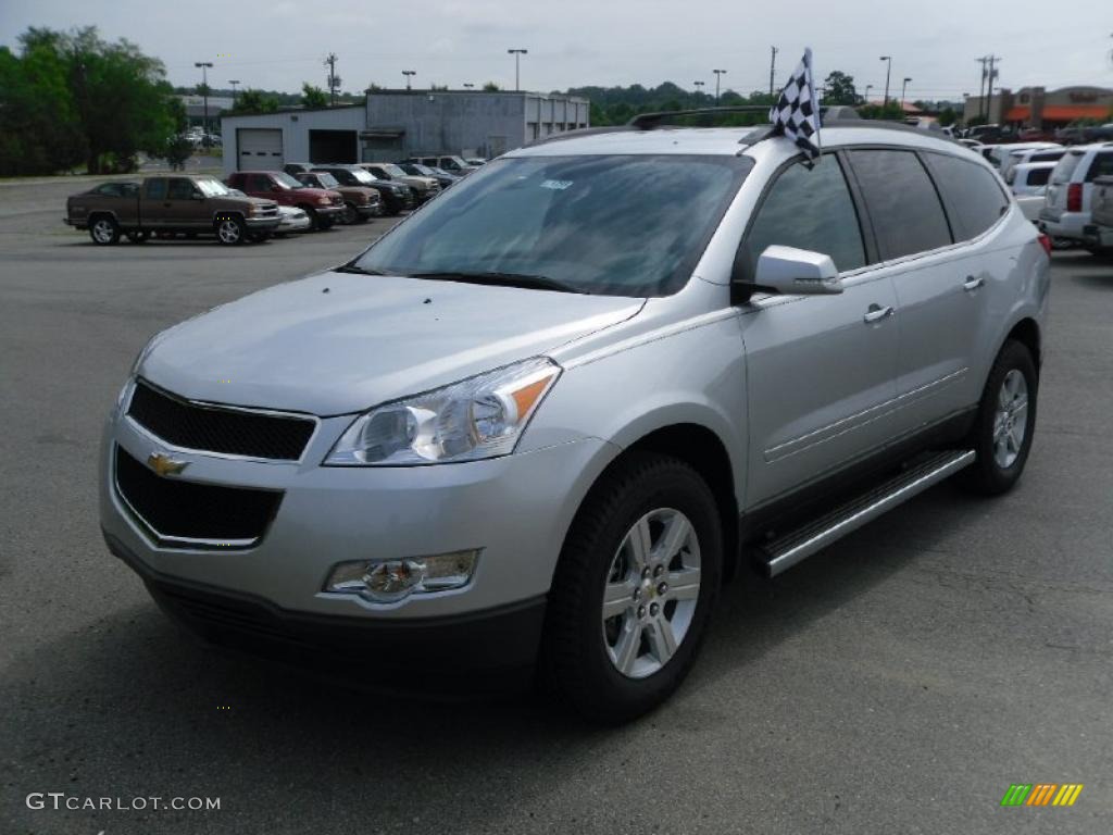 2010 Traverse LT - Silver Ice Metallic / Ebony photo #1