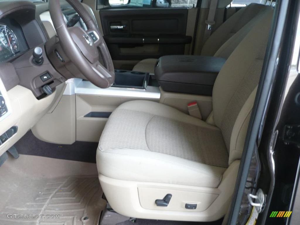 2010 Ram 2500 SLT Mega Cab 4x4 - Rugged Brown Pearl / Light Pebble Beige/Bark Brown photo #9