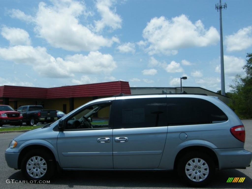 2005 Town & Country LX - Butane Blue Pearl / Medium Slate Gray photo #2