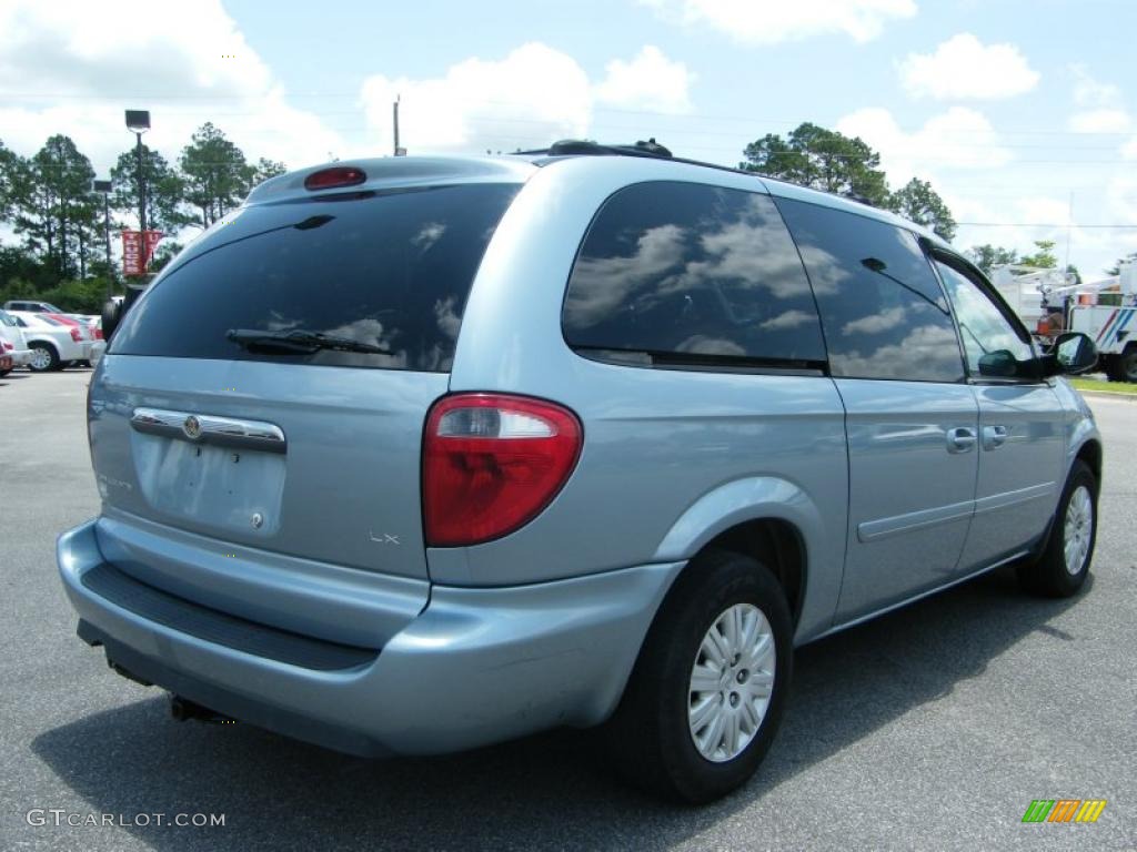 2005 Town & Country LX - Butane Blue Pearl / Medium Slate Gray photo #5