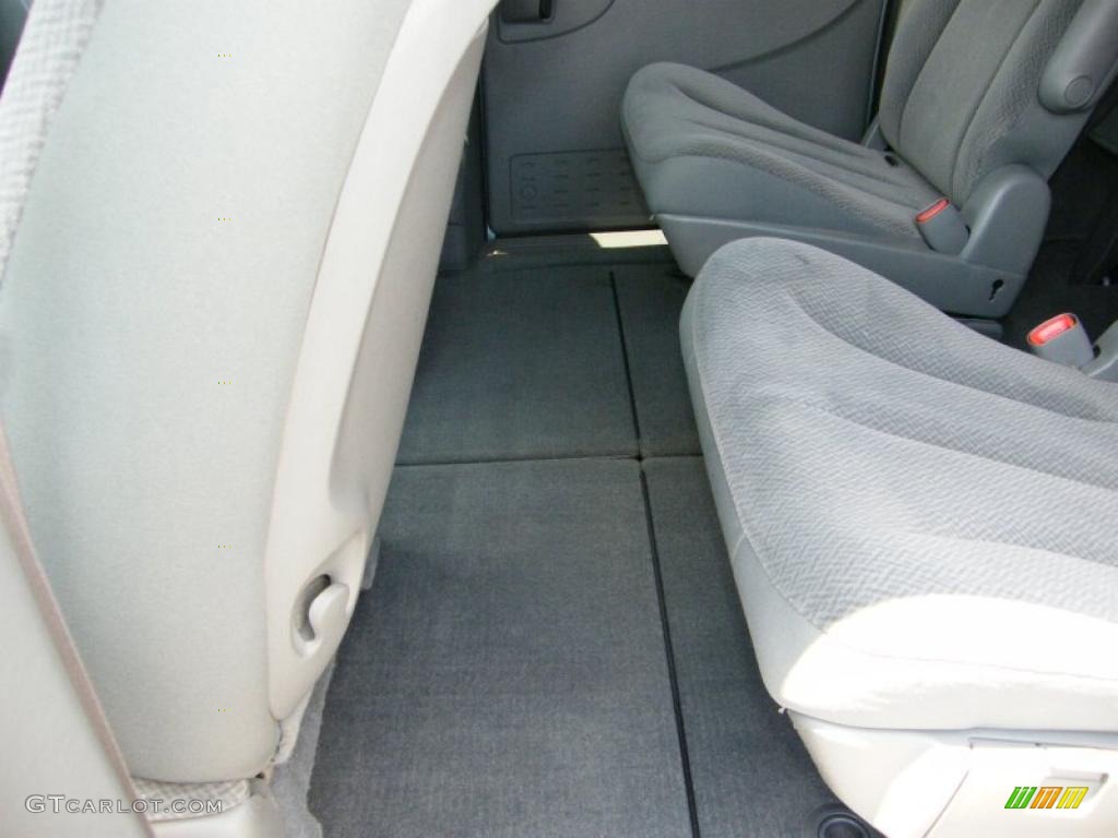 2005 Town & Country LX - Butane Blue Pearl / Medium Slate Gray photo #22