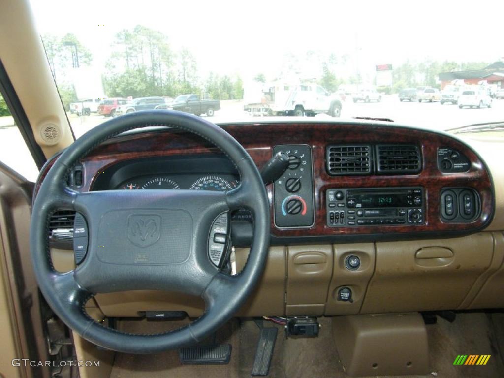 2001 Ram 2500 SLT Quad Cab - Medium Bronze Pearl Coat / Camel/Tan photo #17