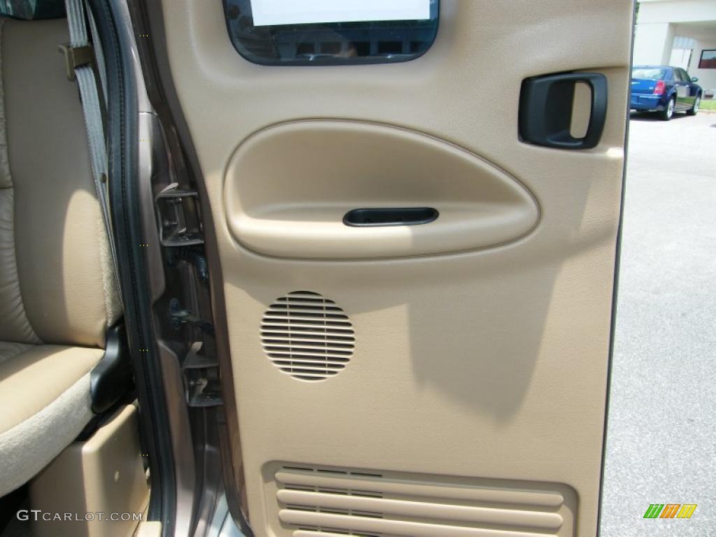 2001 Ram 2500 SLT Quad Cab - Medium Bronze Pearl Coat / Camel/Tan photo #22