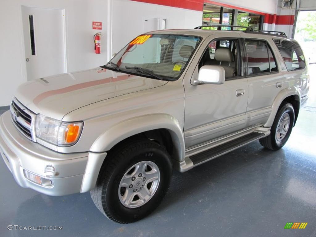 1999 4Runner Limited - Millennium Silver Metallic / Oak photo #3