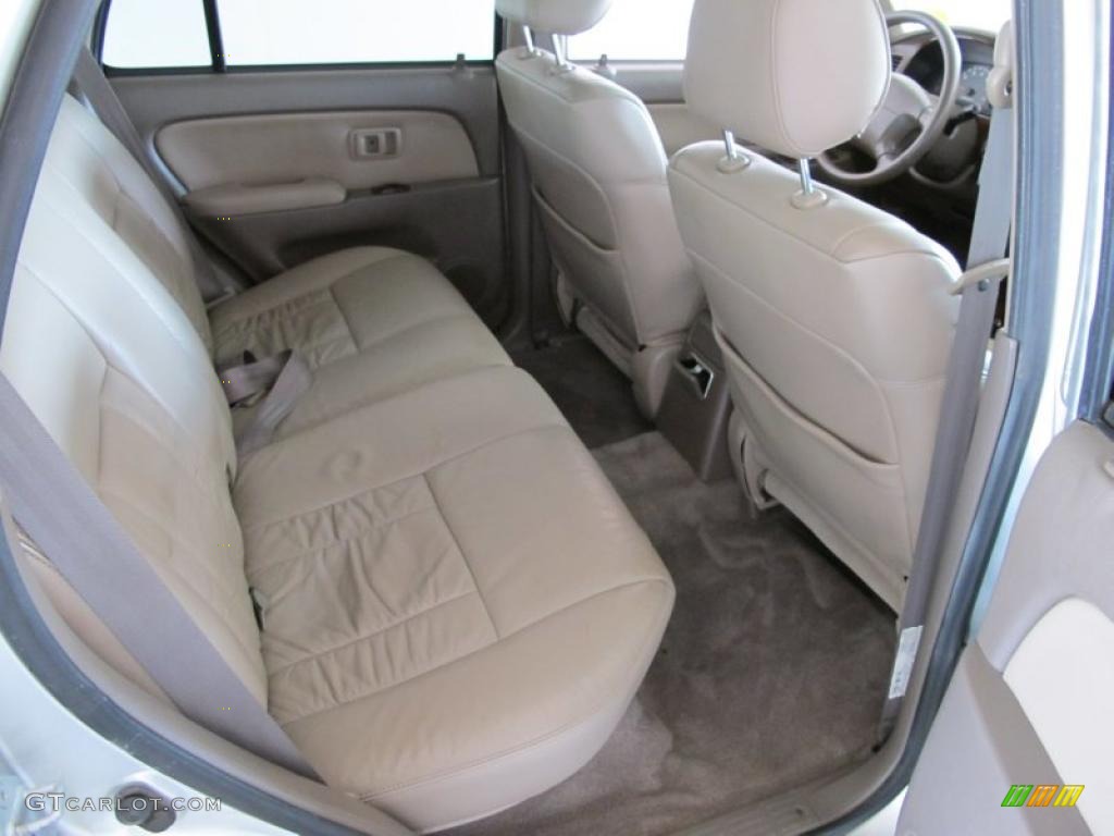 1999 4Runner Limited - Millennium Silver Metallic / Oak photo #24