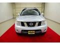 2007 Radiant Silver Nissan Frontier LE Crew Cab  photo #2