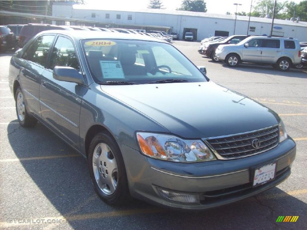 2004 Avalon XLS - Phantom Gray Pearl / Stone photo #1