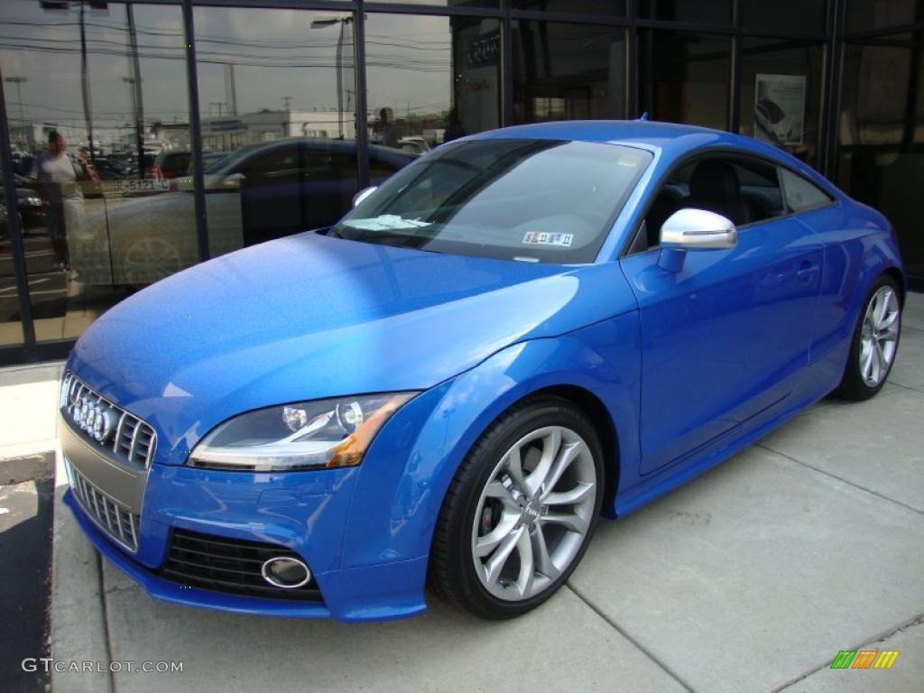 2010 TT S 2.0 TFSI quattro Coupe - Sprint Blue Pearl Effect / S Black Silk Nappa Leather photo #2