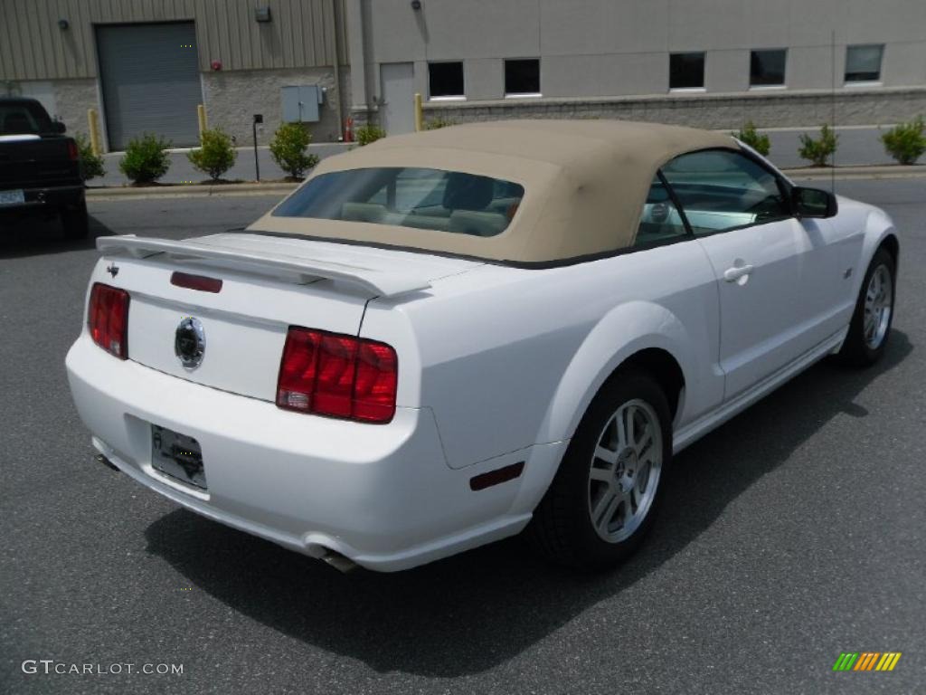 2006 Mustang GT Premium Convertible - Performance White / Light Parchment photo #4