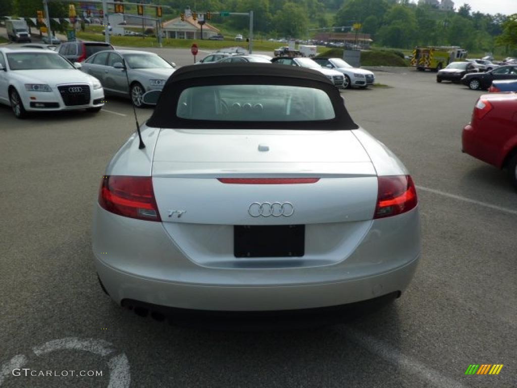 2008 TT 2.0T Roadster - Ice Silver Metallic / Black photo #4