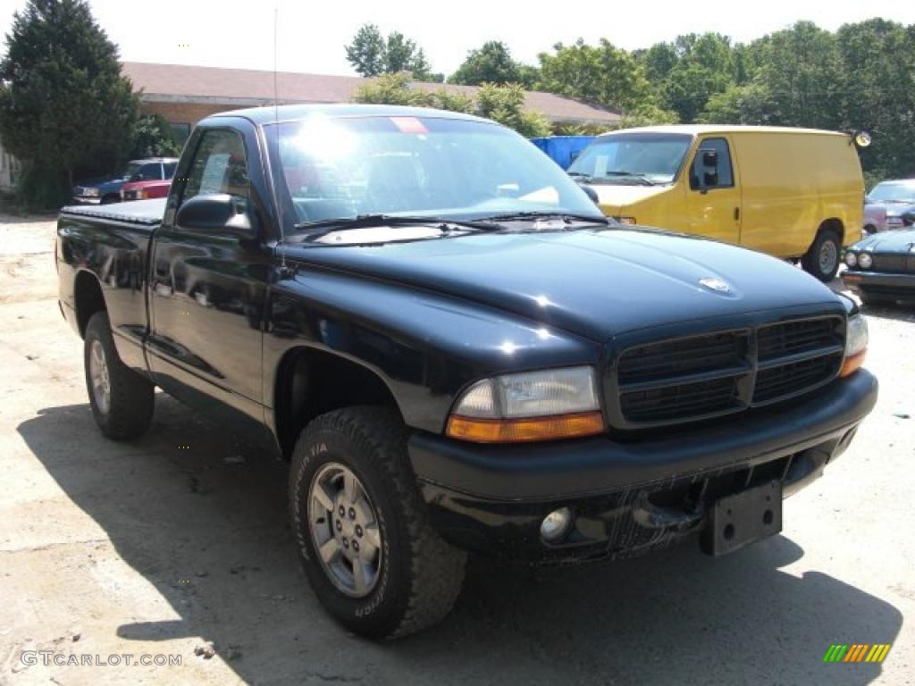 2001 Dakota Sport Regular Cab 4x4 - Black / Dark Slate Gray photo #2