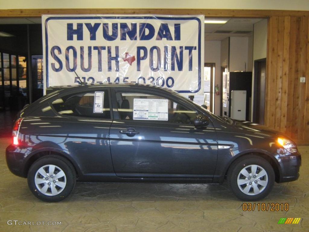2010 Accent GS 3 Door - Ebony Black / Black photo #14