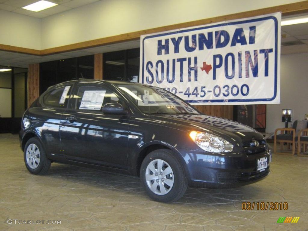 2010 Accent GS 3 Door - Ebony Black / Black photo #15