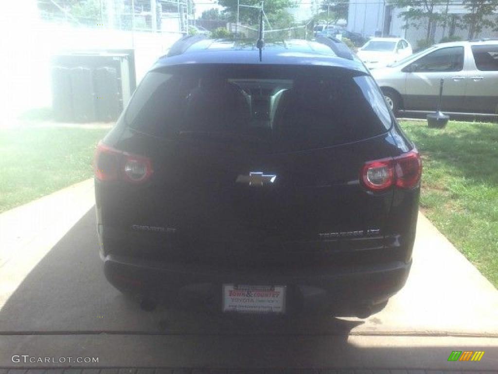 2009 Traverse LTZ - Black Granite Metallic / Cashmere/Ebony photo #4