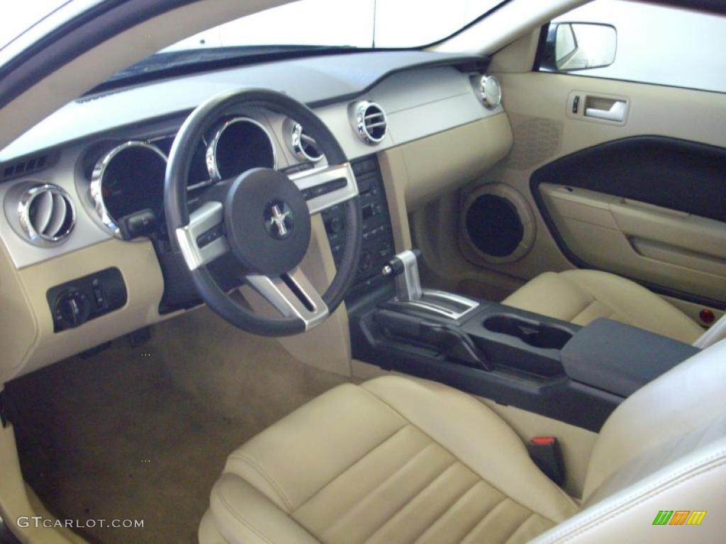 2007 Mustang GT Premium Coupe - Alloy Metallic / Medium Parchment photo #9