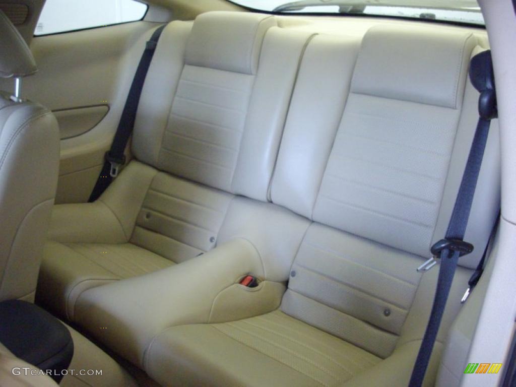 2007 Mustang GT Premium Coupe - Alloy Metallic / Medium Parchment photo #11