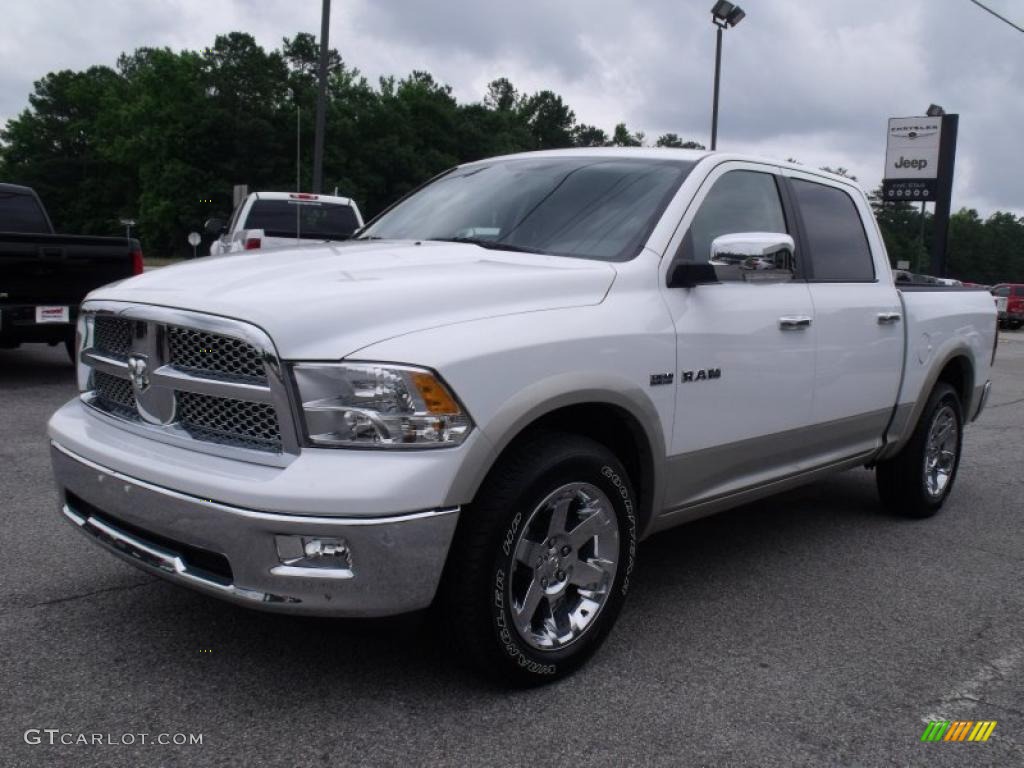 2010 Ram 1500 Laramie Crew Cab - Stone White / Dark Slate/Medium Graystone photo #4