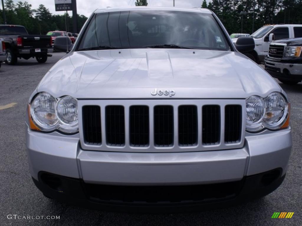 2008 Grand Cherokee Laredo - Bright Silver Metallic / Dark Slate Gray photo #3