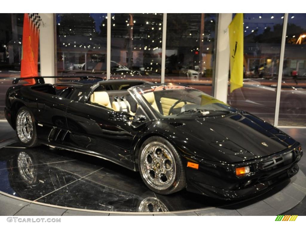 Black Lamborghini Diablo