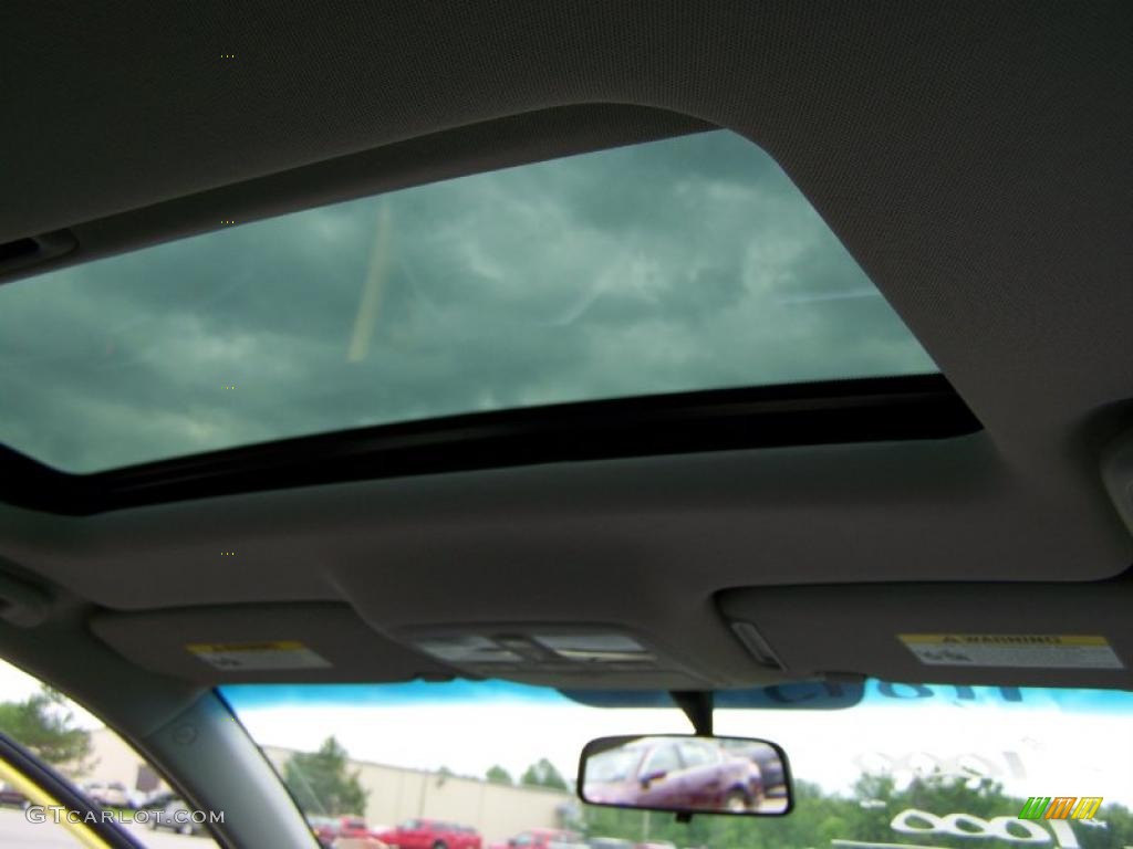 2010 Accent SE 3 Door - Mellow Yellow / Black photo #14