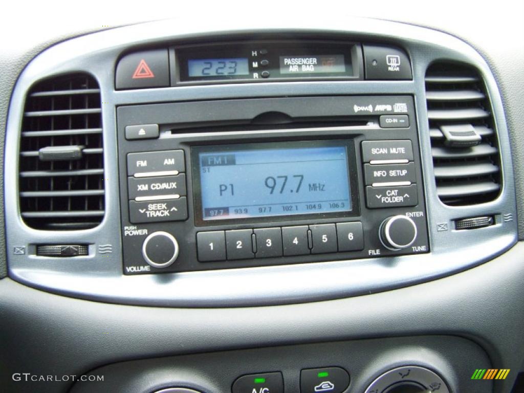 2010 Accent SE 3 Door - Mellow Yellow / Black photo #20