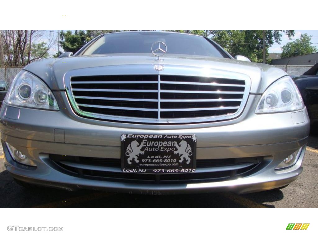 2007 S 550 Sedan - Andorite Grey Metallic / Black photo #24
