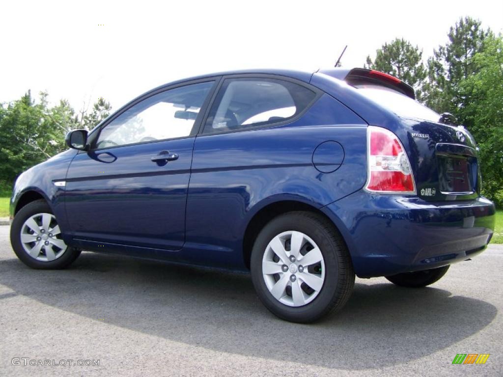 2010 hyundai accent blue hatchback