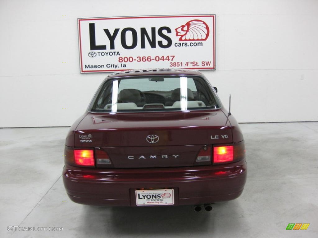 1996 Camry LE V6 Sedan - Ruby Red Pearl / Gray photo #19