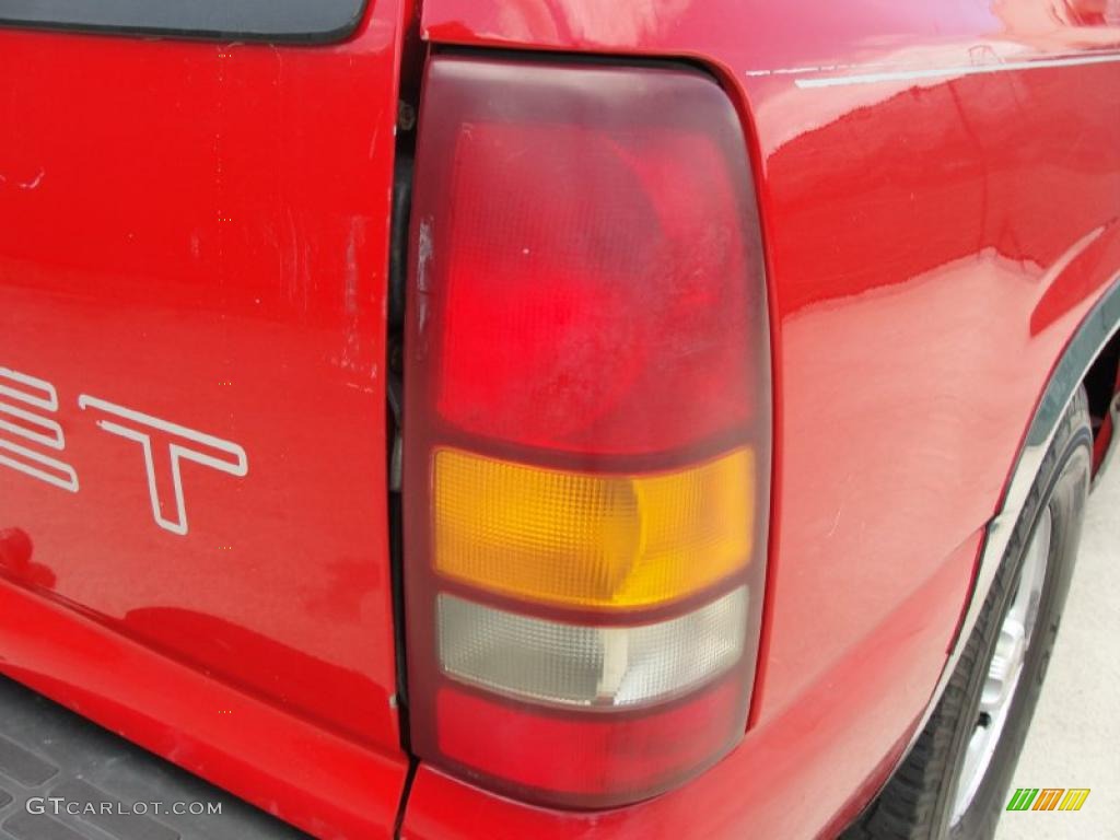 1999 Silverado 1500 Regular Cab - Victory Red / Graphite photo #18