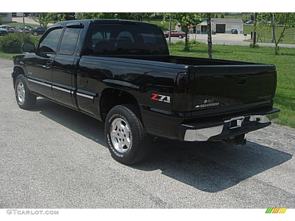 2002 Silverado 1500 LS Extended Cab 4x4 - Onyx Black / Graphite Gray photo #13