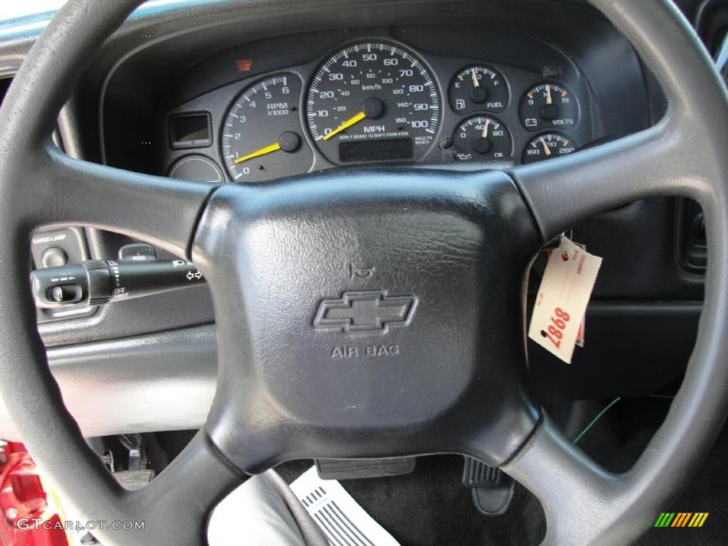 1999 Silverado 1500 Regular Cab - Victory Red / Graphite photo #30