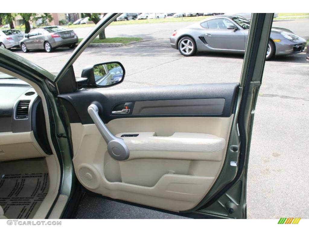 2007 CR-V LX 4WD - Green Tea Metallic / Ivory photo #16