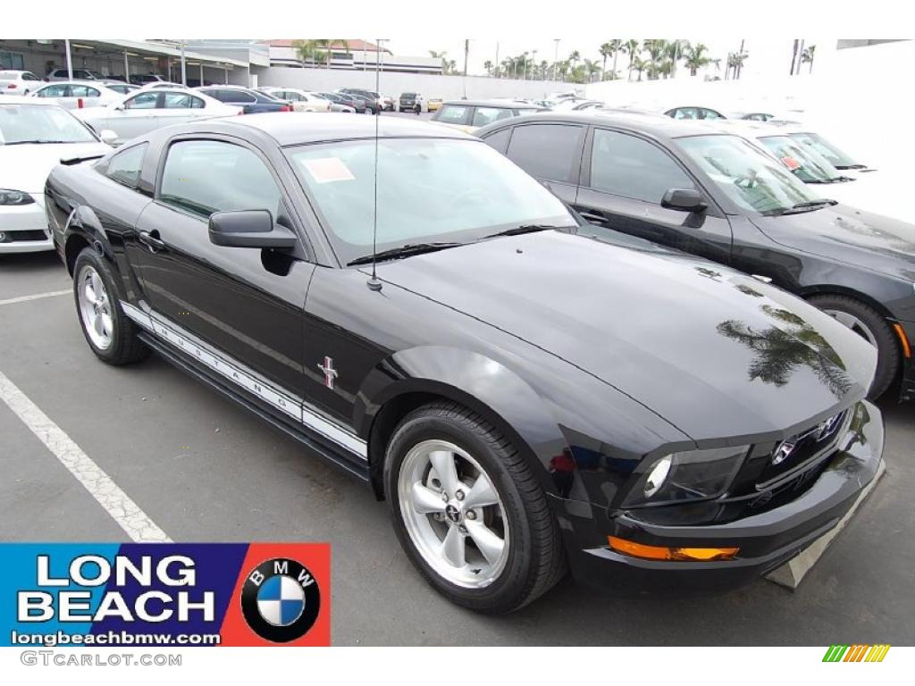 2007 Mustang V6 Premium Coupe - Black / Dark Charcoal photo #1