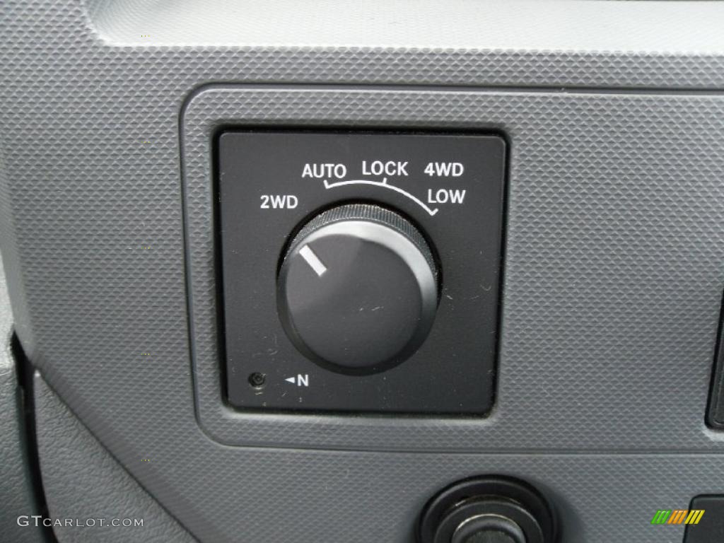 2008 Ram 1500 SLT Quad Cab 4x4 - Brilliant Black Crystal Pearl / Medium Slate Gray photo #11