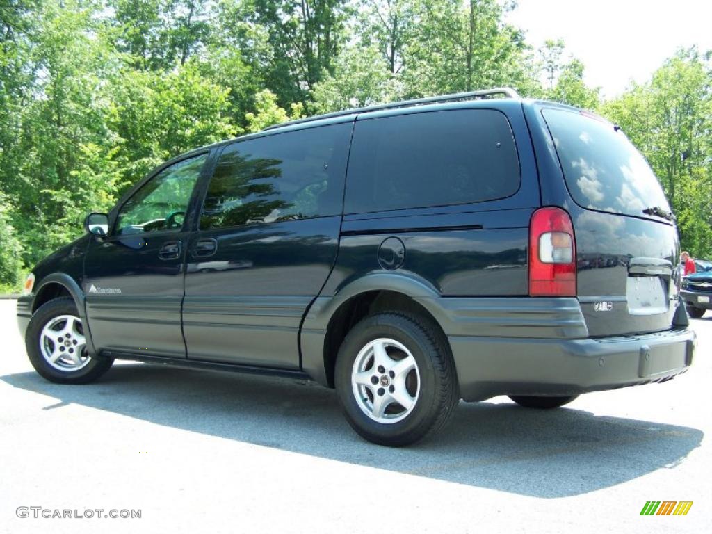 2005 Montana  - Dark Blue Metallic / Gray photo #3