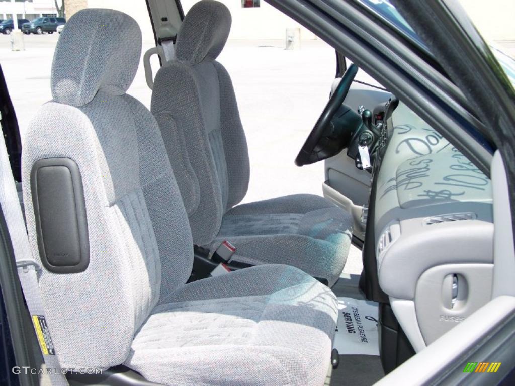 2005 Montana  - Dark Blue Metallic / Gray photo #17