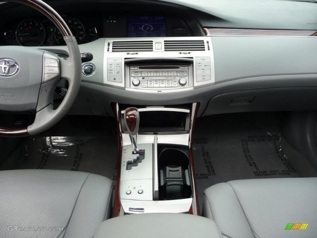 2008 Avalon Limited - Classic Silver Metallic / Ash Gray photo #20