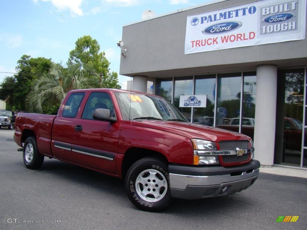 2004 Silverado 1500 LS Extended Cab - Sport Red Metallic / Medium Gray photo #27