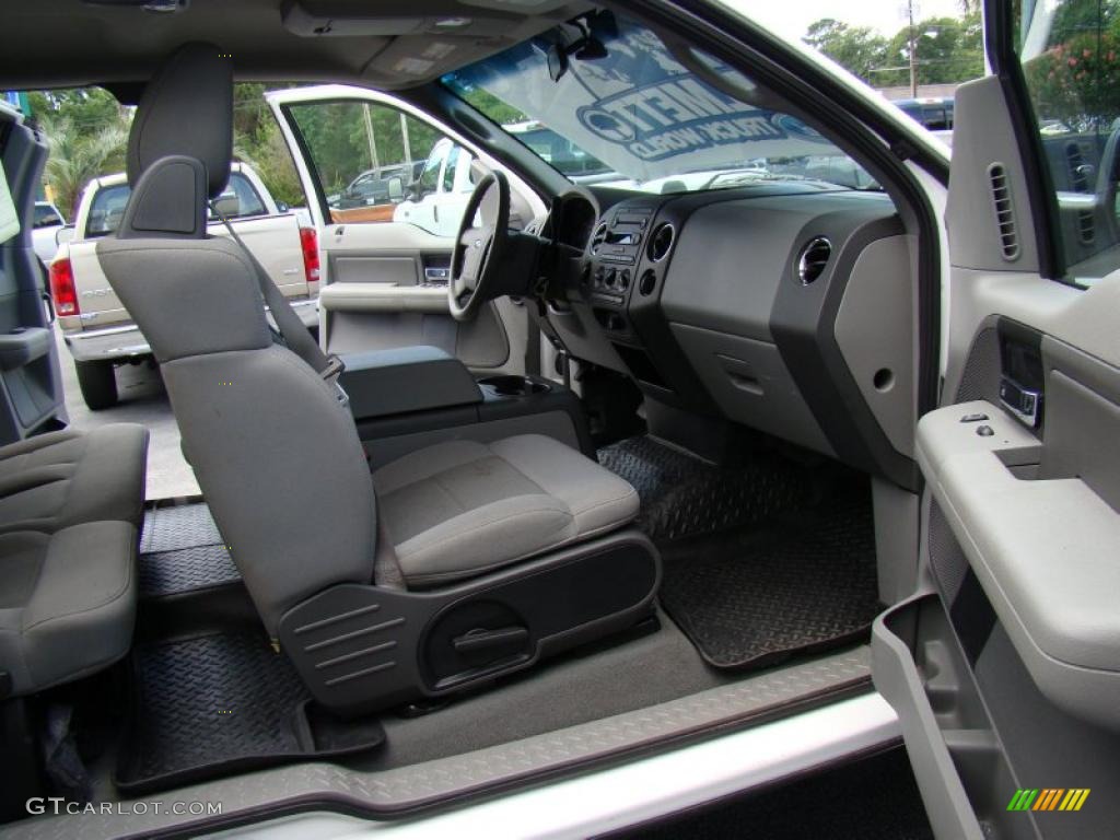 2006 F150 XLT SuperCab 4x4 - Oxford White / Medium/Dark Flint photo #14