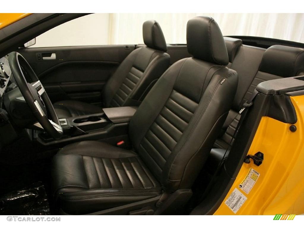 2007 Mustang V6 Premium Convertible - Grabber Orange / Dark Charcoal photo #13