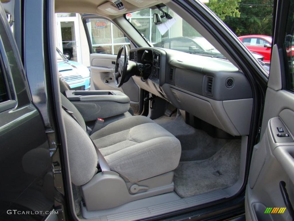 2004 Tahoe LS 4x4 - Dark Gray Metallic / Gray/Dark Charcoal photo #16
