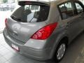 Magnetic Gray - Versa 1.8 S Hatchback Photo No. 6